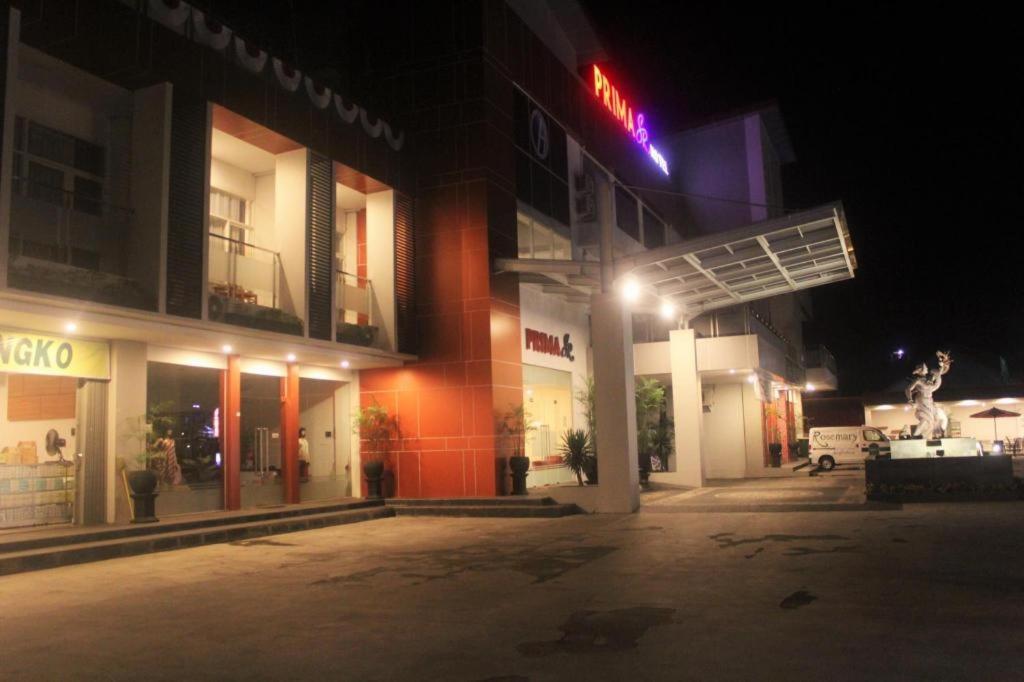 סלמן Prima Sr Hotel & Convention Yogyakarta מראה חיצוני תמונה