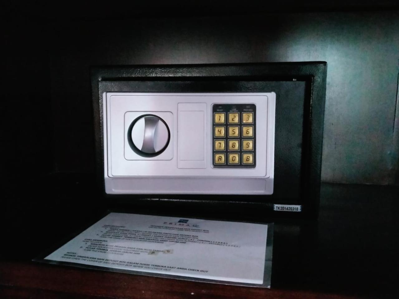 סלמן Prima Sr Hotel & Convention Yogyakarta מראה חיצוני תמונה