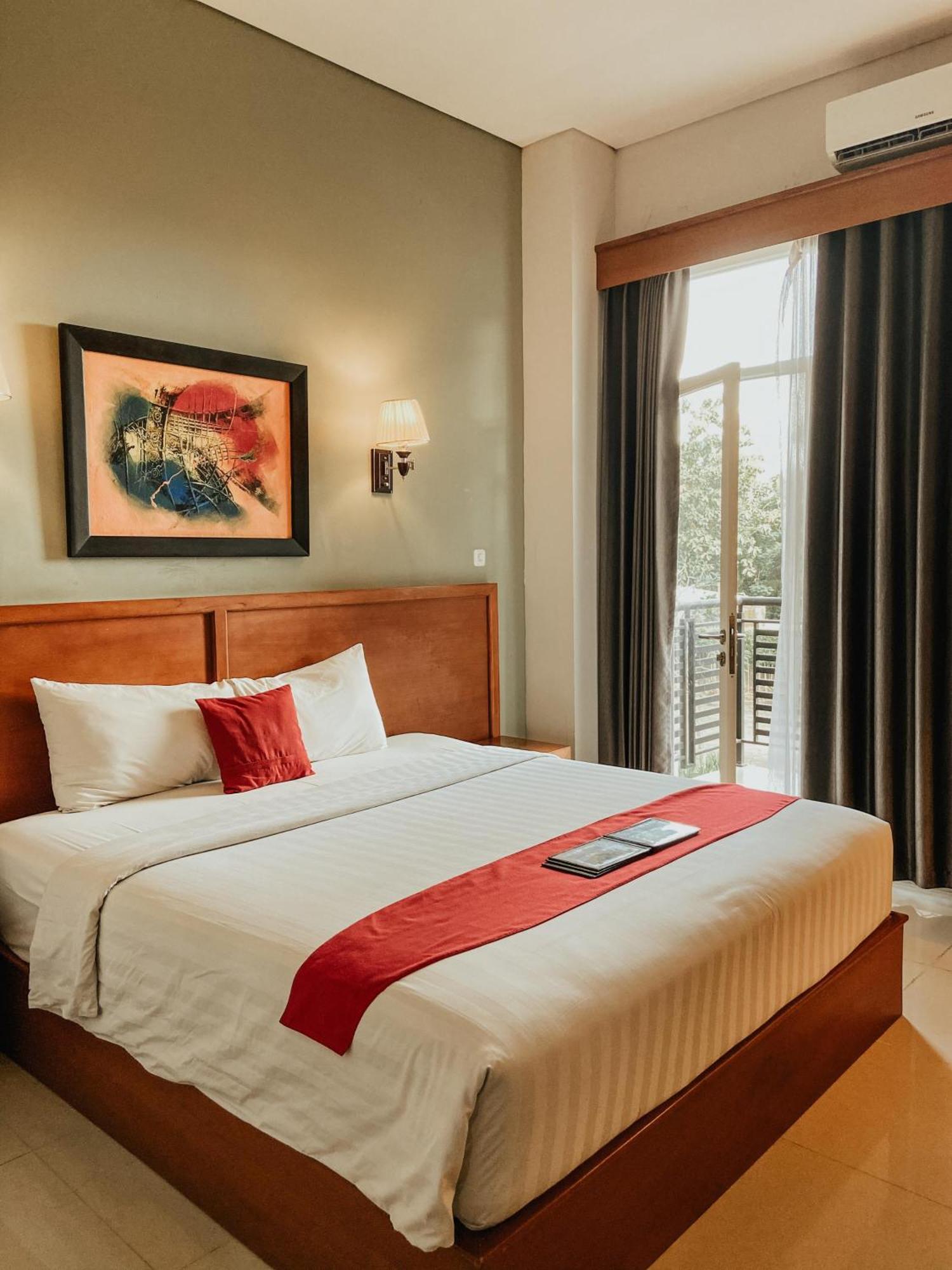 סלמן Prima Sr Hotel & Convention Yogyakarta מראה חיצוני תמונה