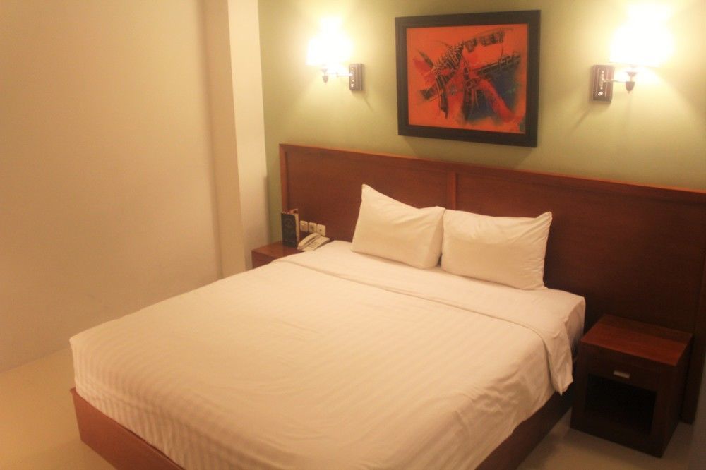 סלמן Prima Sr Hotel & Convention Yogyakarta מראה חיצוני תמונה