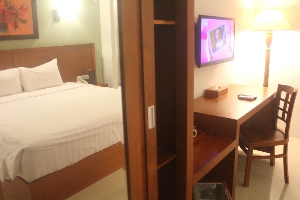 סלמן Prima Sr Hotel & Convention Yogyakarta מראה חיצוני תמונה
