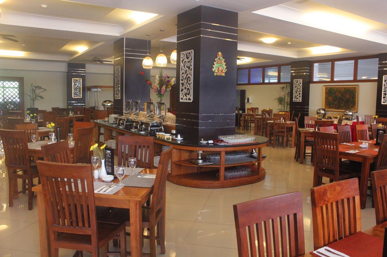 סלמן Prima Sr Hotel & Convention Yogyakarta מראה חיצוני תמונה