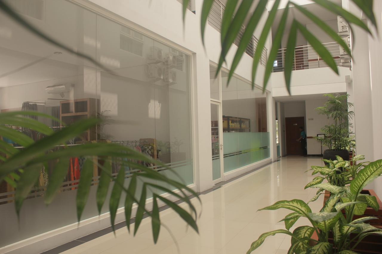 סלמן Prima Sr Hotel & Convention Yogyakarta מראה חיצוני תמונה