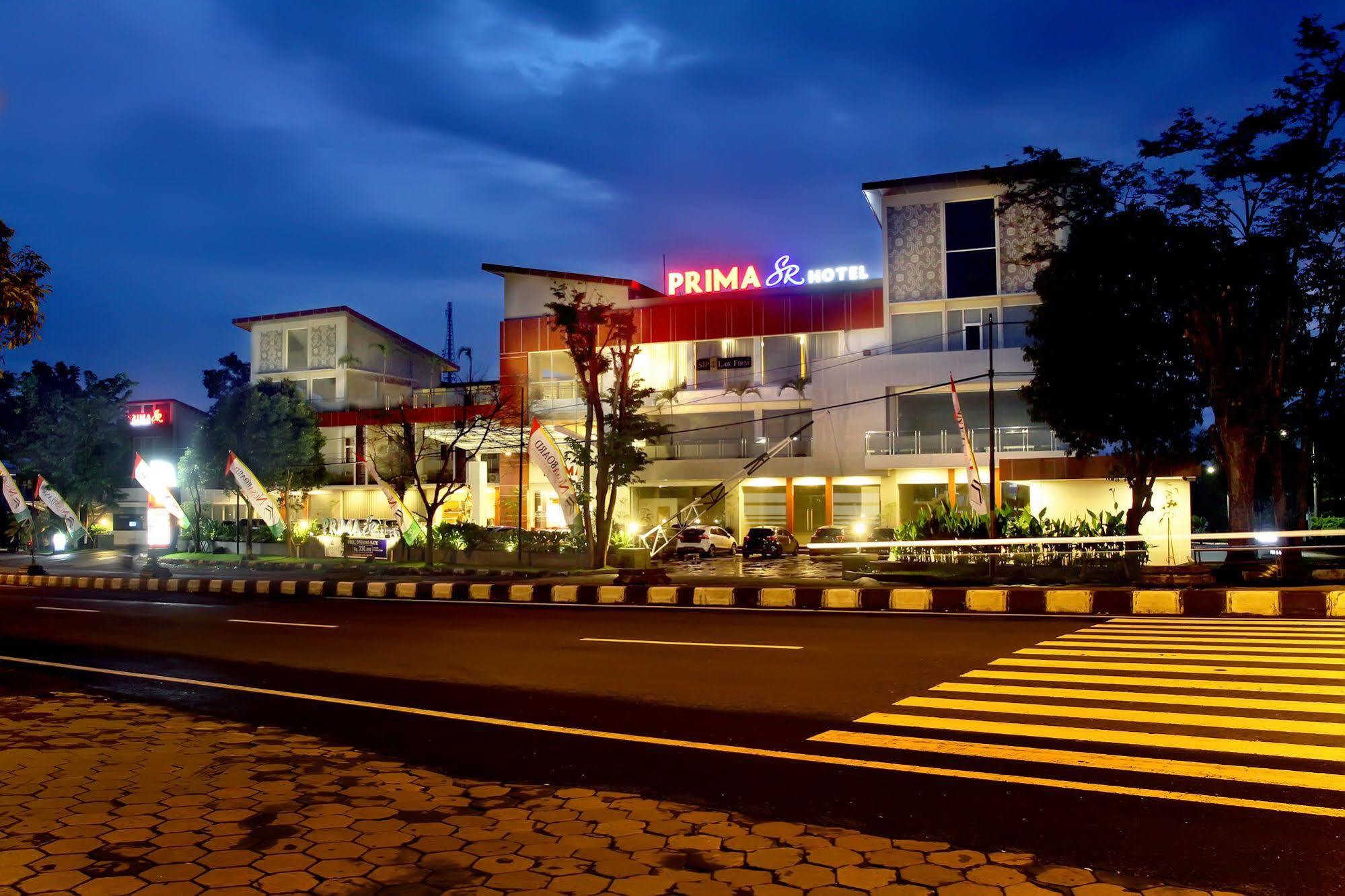 סלמן Prima Sr Hotel & Convention Yogyakarta מראה חיצוני תמונה