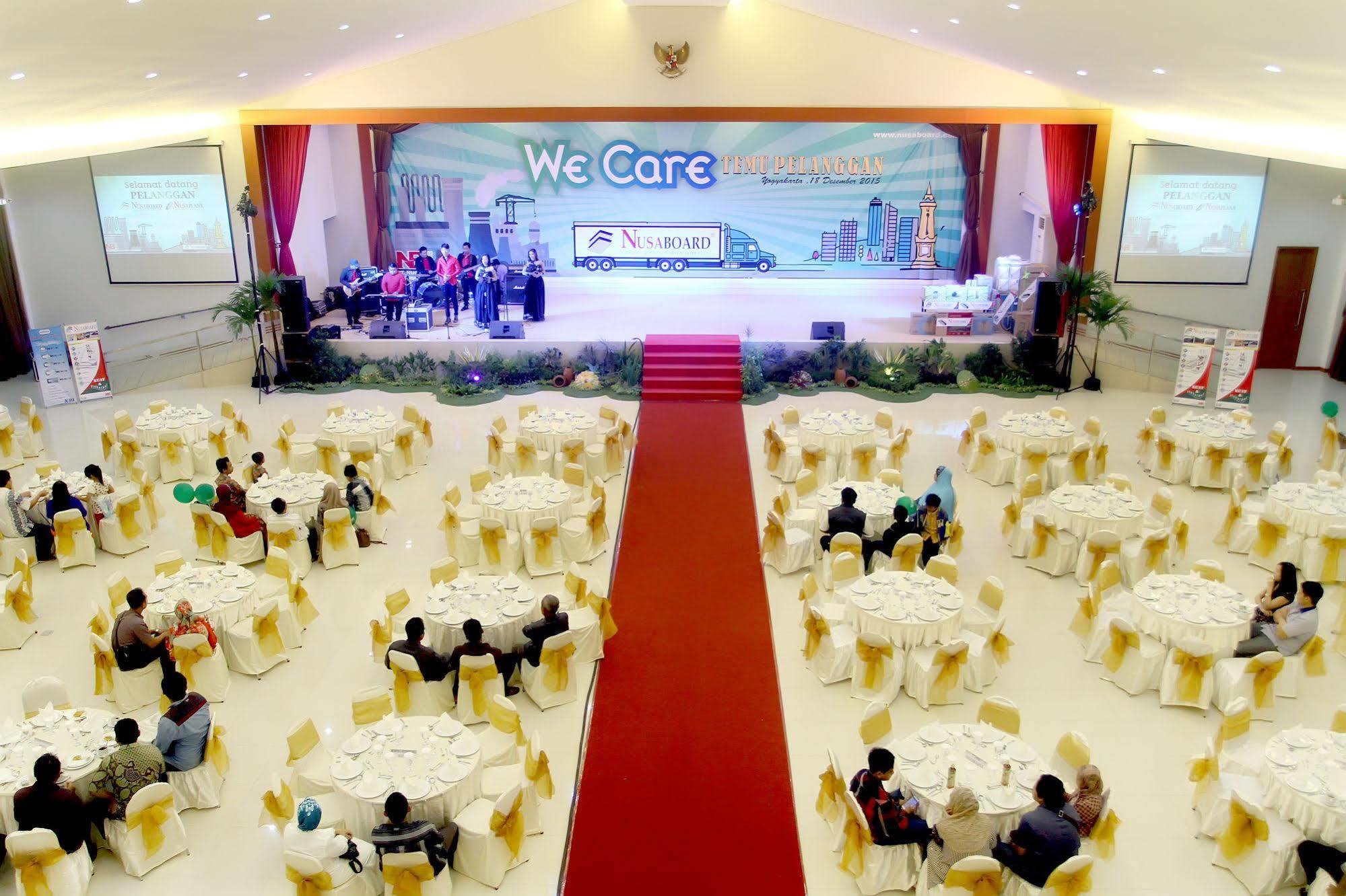 סלמן Prima Sr Hotel & Convention Yogyakarta מראה חיצוני תמונה